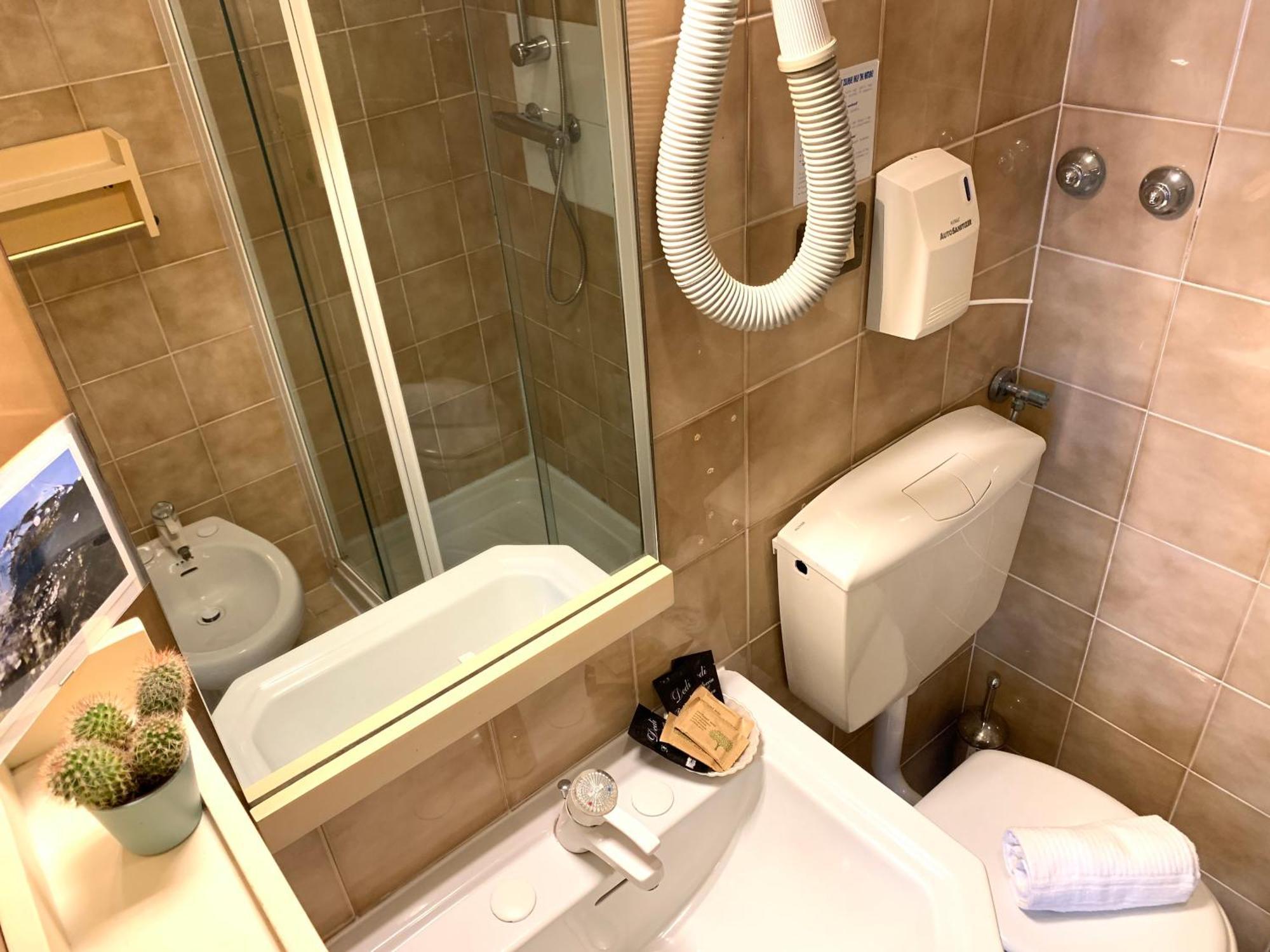 Hotel Baia Di Levanto Dış mekan fotoğraf